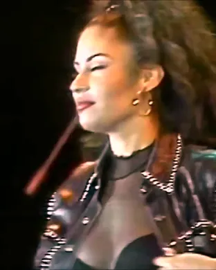 512 The Selena Experience Edmonds