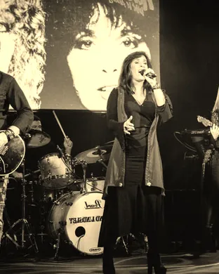 Barracuda - Tribute to Heart Suquamish