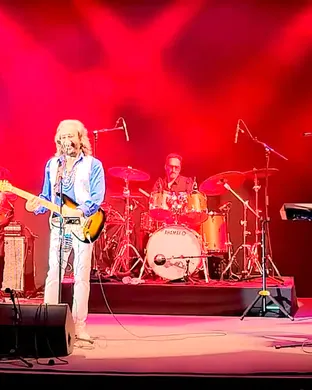 Bee Gees Gold - A Tribute to The Bee Gees Suquamish