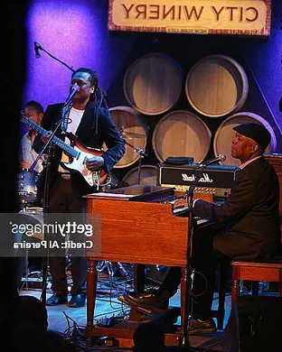Booker T Jones Edmonds