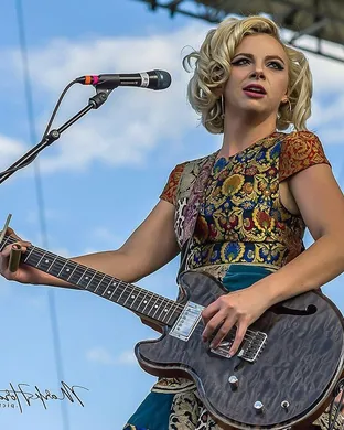 Samantha Fish Everett